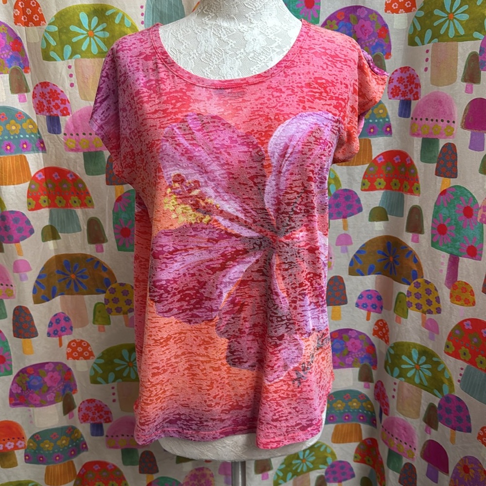 Kai Wahine Burnout "Aloha Kona" Sleeveless T Shirt. Medium